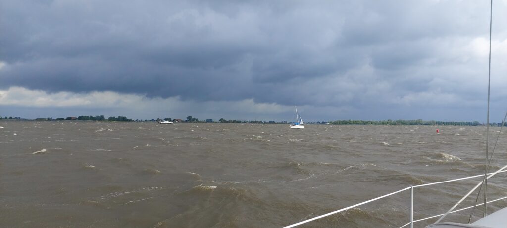 Heegermeer met wind